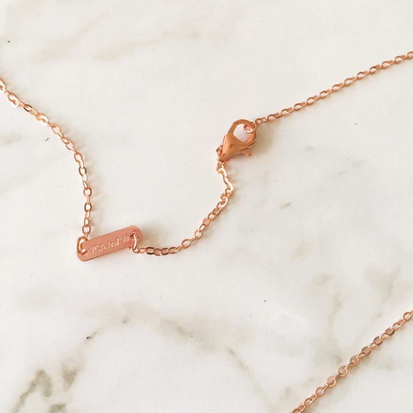 🆕 New Four-Leaf clover fashion necklace (black) - Picture 4 of 8